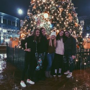 Meet your Posher, Hhannah (me)